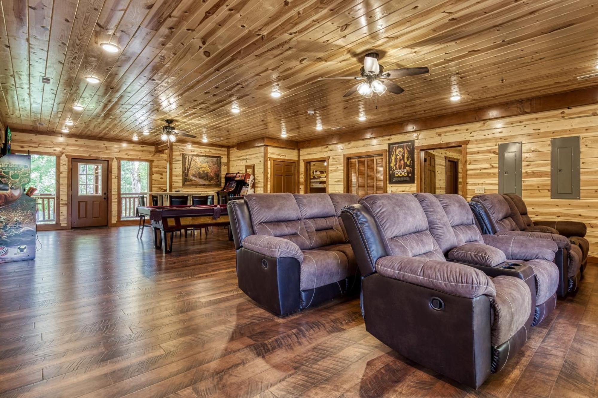 Majestic Splash- 8 Bedroom, Indoor Pool, Hot Tub, 1089 Free Tickets Each Paid Day, Dollywood Sevierville Exteriér fotografie